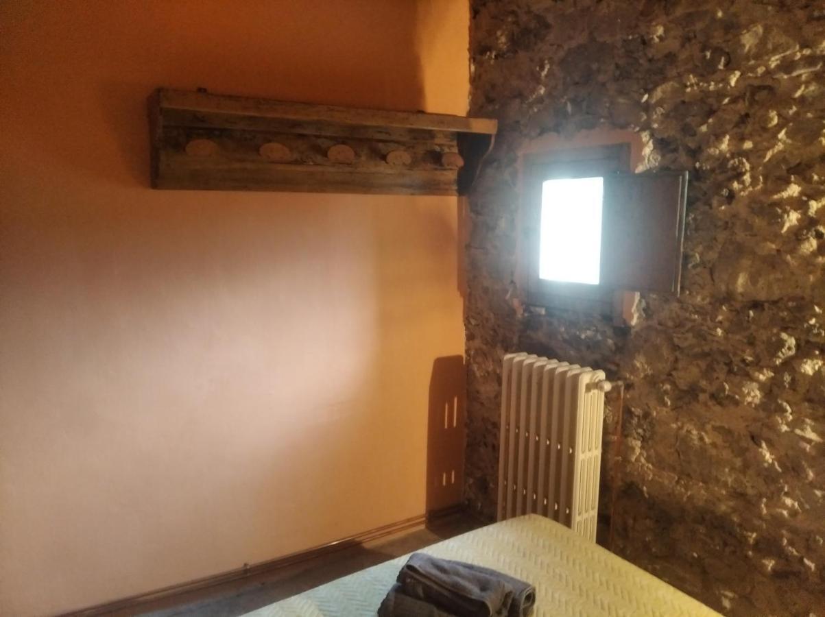 Apartament Ca La Iaia Veva Sant Joan les Fonts Zewnętrze zdjęcie